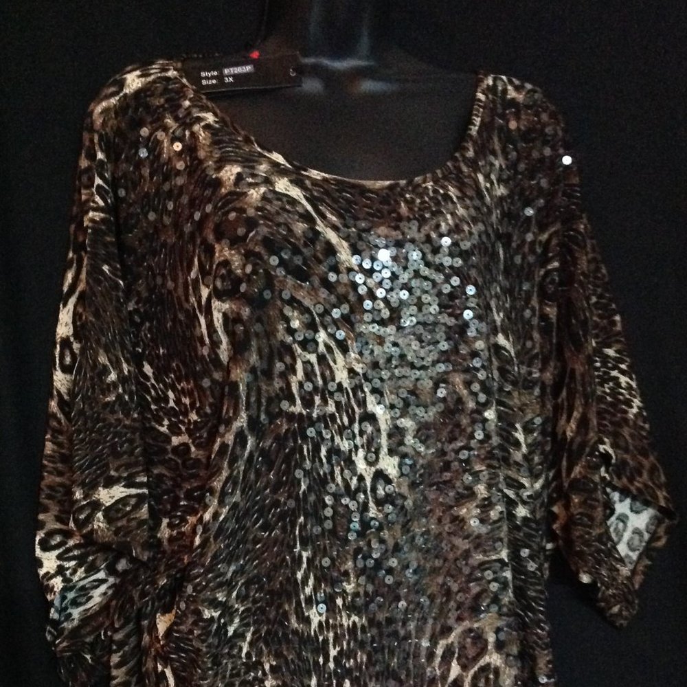 Women's 3X Leopard SS Top with Sequins